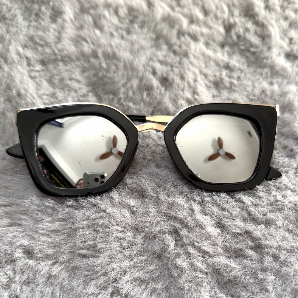 AJ Morgan Sunglasses Filter Cat 3 Black Gold Cat Eye Geometric 46 25-144